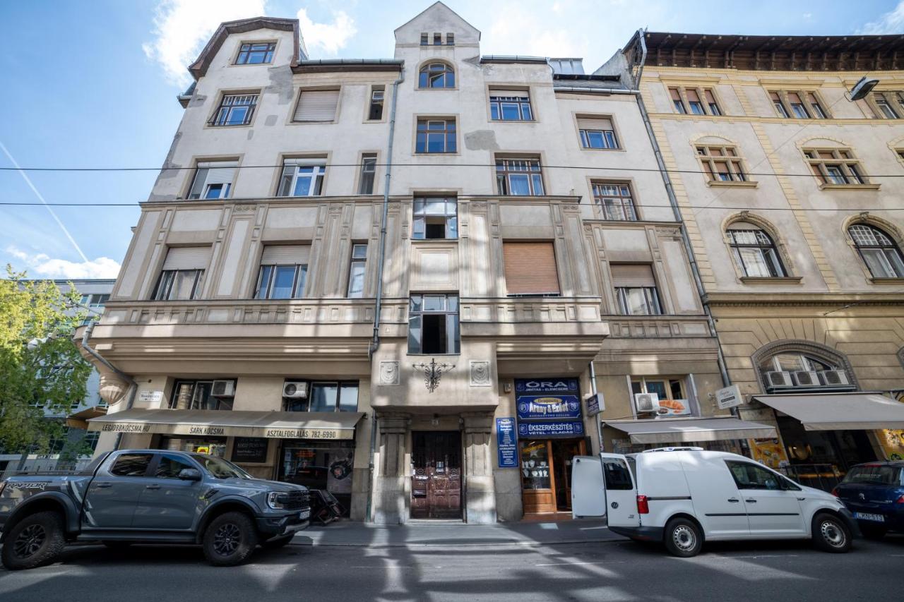 W25 Smart Apartment Budapeste Exterior foto